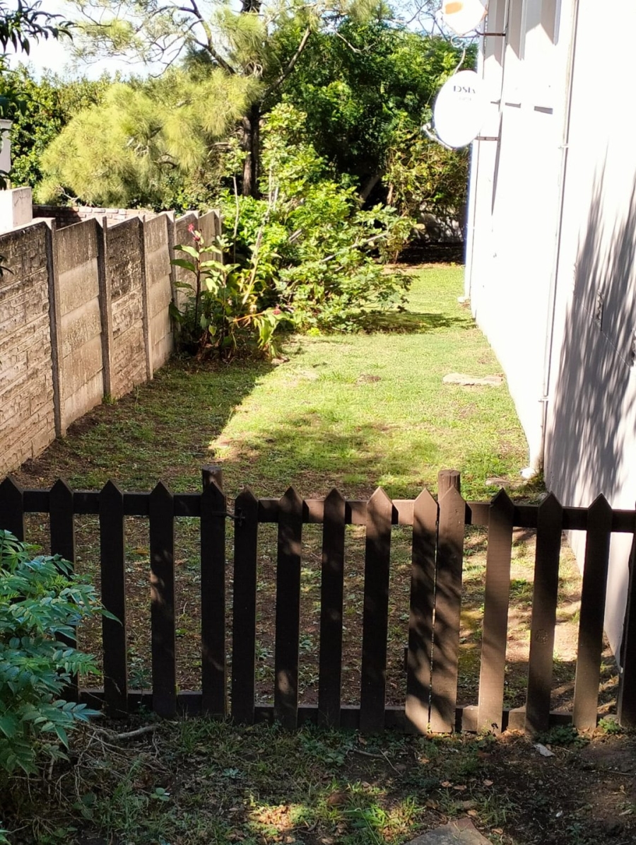 5 Bedroom Property for Sale in Sunnyridge Eastern Cape